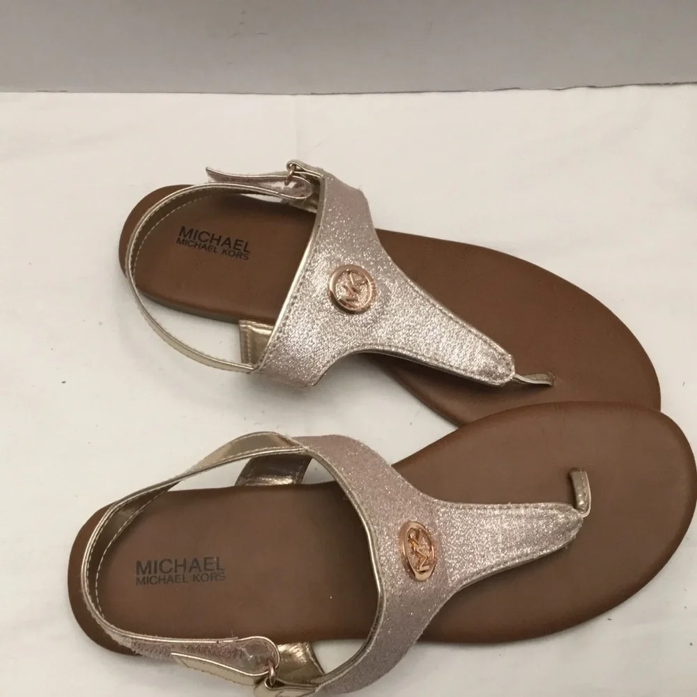 Authentic Michael Kors sandals Size 5